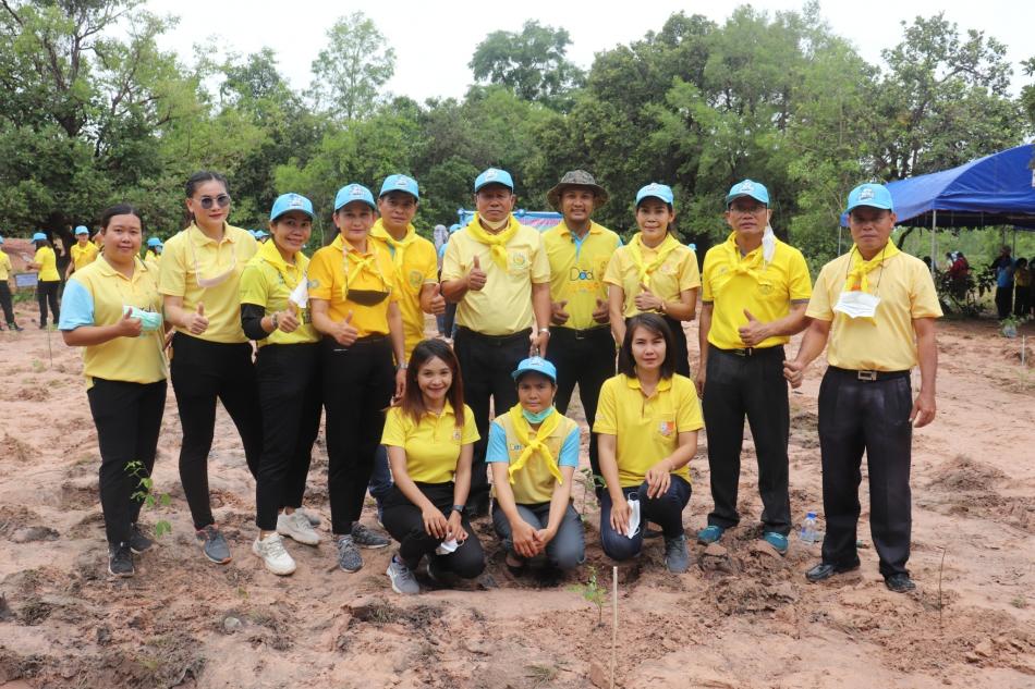ร่วมกิจกรรม มหาสารคามร้อยดวงใจ ปลูกต้นไม้เฉลิมพระเกียรติ สมเด็จพระนางเจ้าสิริกิติ์ พระบรมราชินีนาถ พระบรมราชชนนีพันปีหลวง (43 ภาพ)